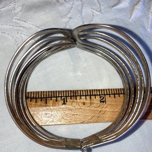 Silvertone Bohemian spring-closure bracelet, outside looks perfect $11 - Picture 8 of 8